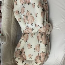 Adjustable Feeding Pillow 