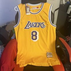 Kobe Bryant Jersey Hard Wood Classics Size XL NWT
