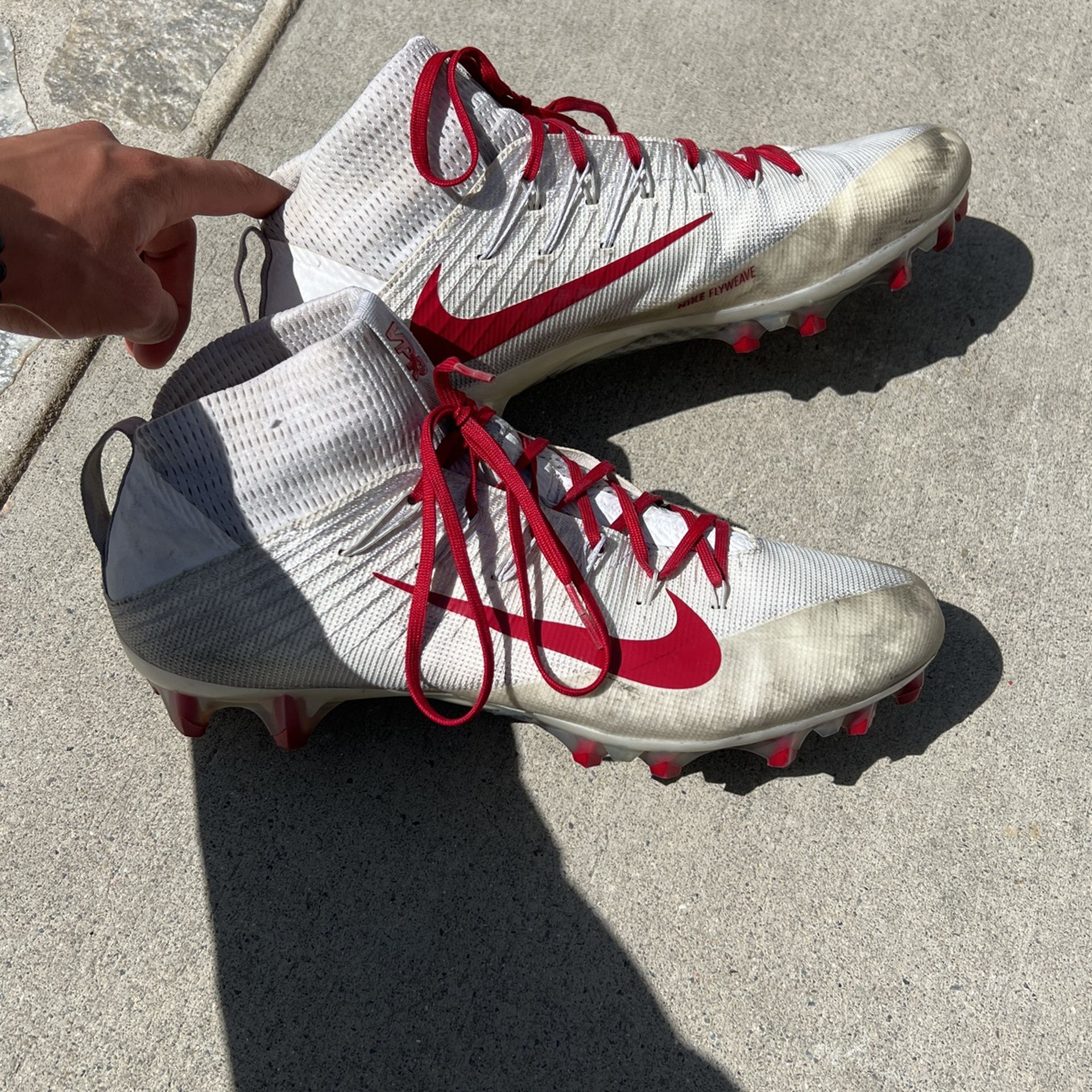 Red Nike vapor fly weave football cleats size 12 1/2
