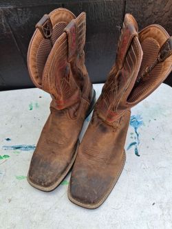 Botas de honbre marca ariat size 10