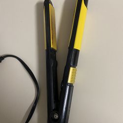 Straightener goes up to heating 450