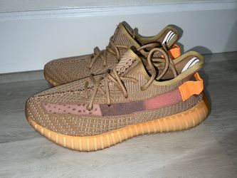 Yeezy Clay Size 7.5
