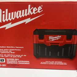 Milwaukee M18 Wet/dry Vacuum 