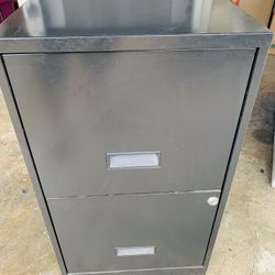 File cabinet 