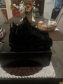 Jordan 4 black cat