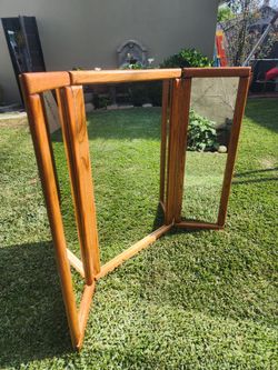 Tri Fold Mirror