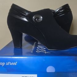 New Size 8.5 Boots. $15