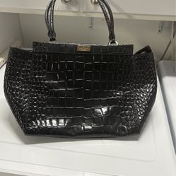 kate spade black purse big leather material and gold