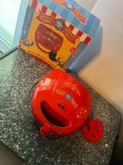 Nostalgia Pretzel Maker Red Good Condition Kitchen