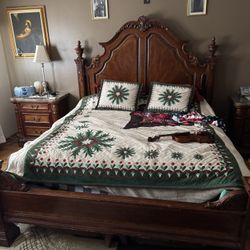 King Size Wood Bedroom Set