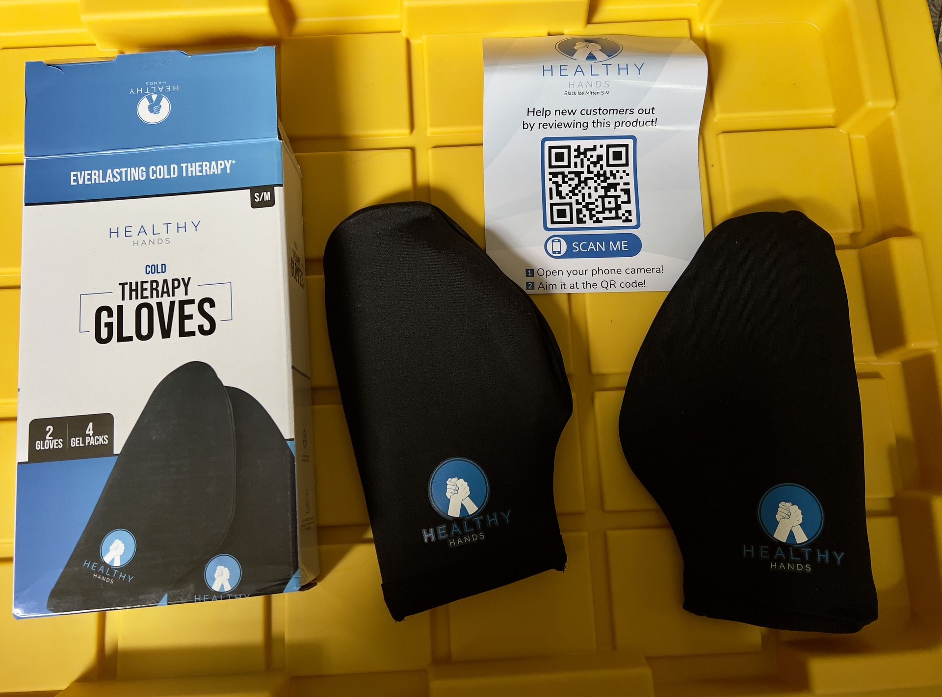 Hand Wrap – Cold Therapy Gloves for Chemo, Neuropathy, Arthritis, Injuries and Working Hands – Includes 2 Mittens and 4 Reusable and Flexible Gel Ice 