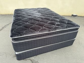 Queen Pillow top!