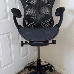 Herman Miller Mirra 2 Stool