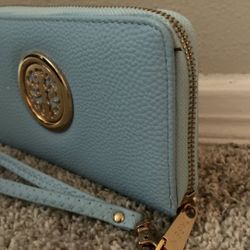 Eden Wallet With Medallion Detailing And Wristlet 