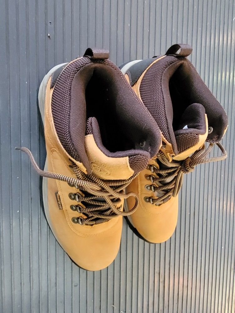 Timberland Boots, Mens Size 10 US