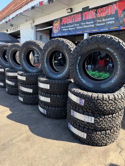 LT 265/75/R16 marca BFGOODRICH KO2 las 4 llantas nuevas instaladas y balanceadas
