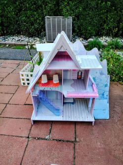 Doll house