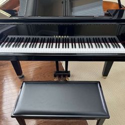 Yamaha Baby Grand Piano Going For Free