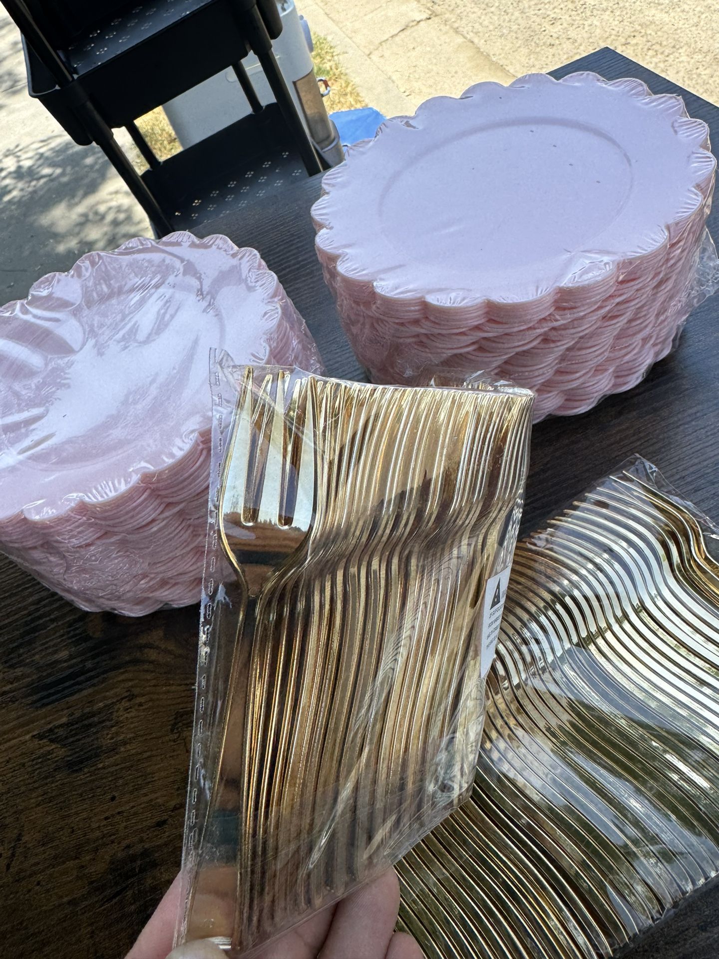 Pink Dessert Plates With Forks