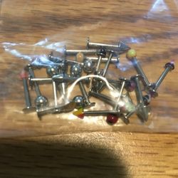 25 Lip Bars