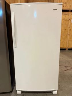 WHIRLPOOL 19.6 CU. FT. FROST-FREE UPRIGHT FREEZER – WHITE