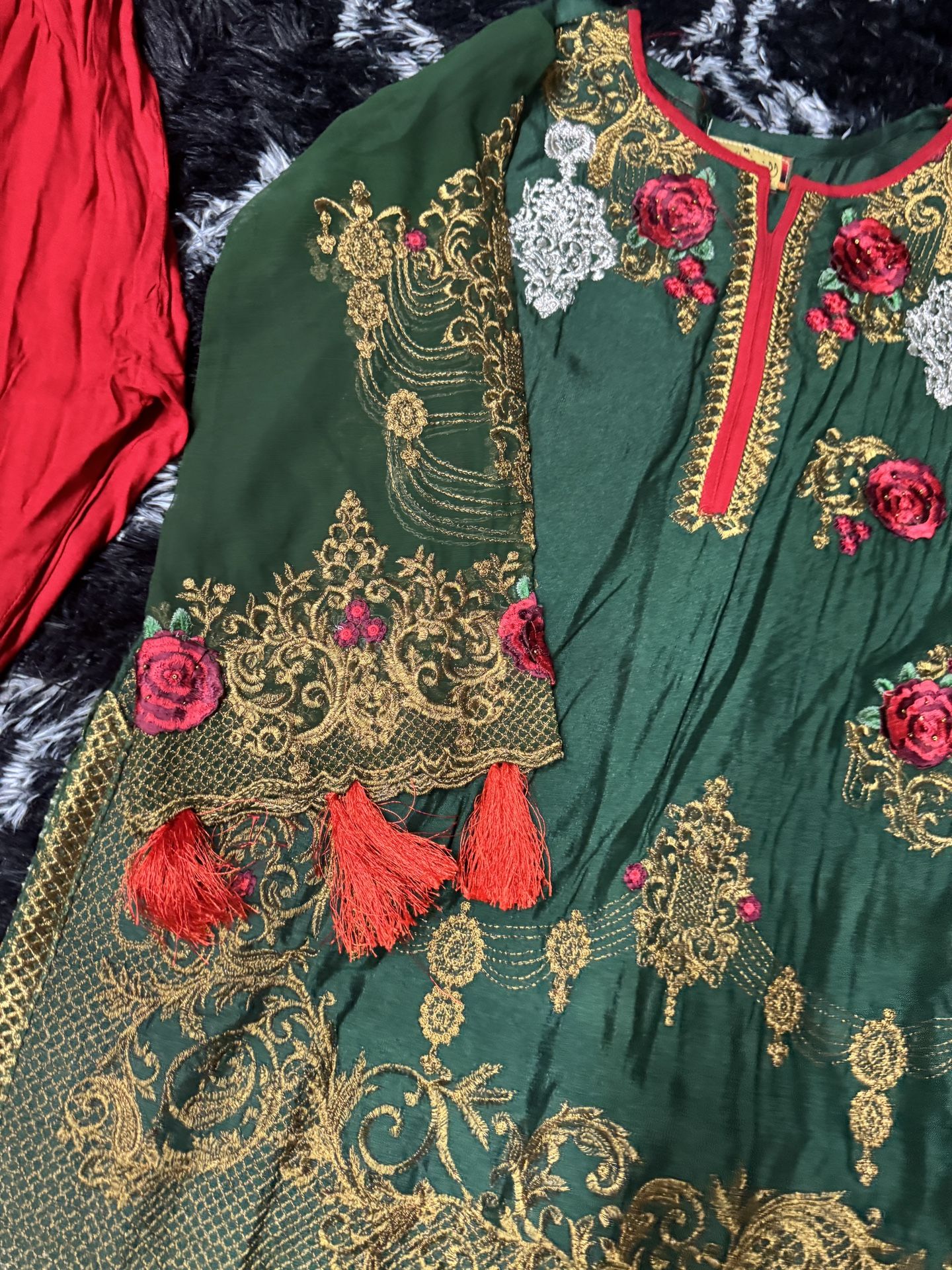 Three piece fully embroidered dress chiffon designed sleeves with tussle size medium