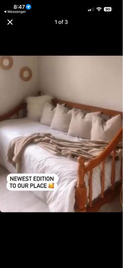 Daybed trundle (includes mattresses)