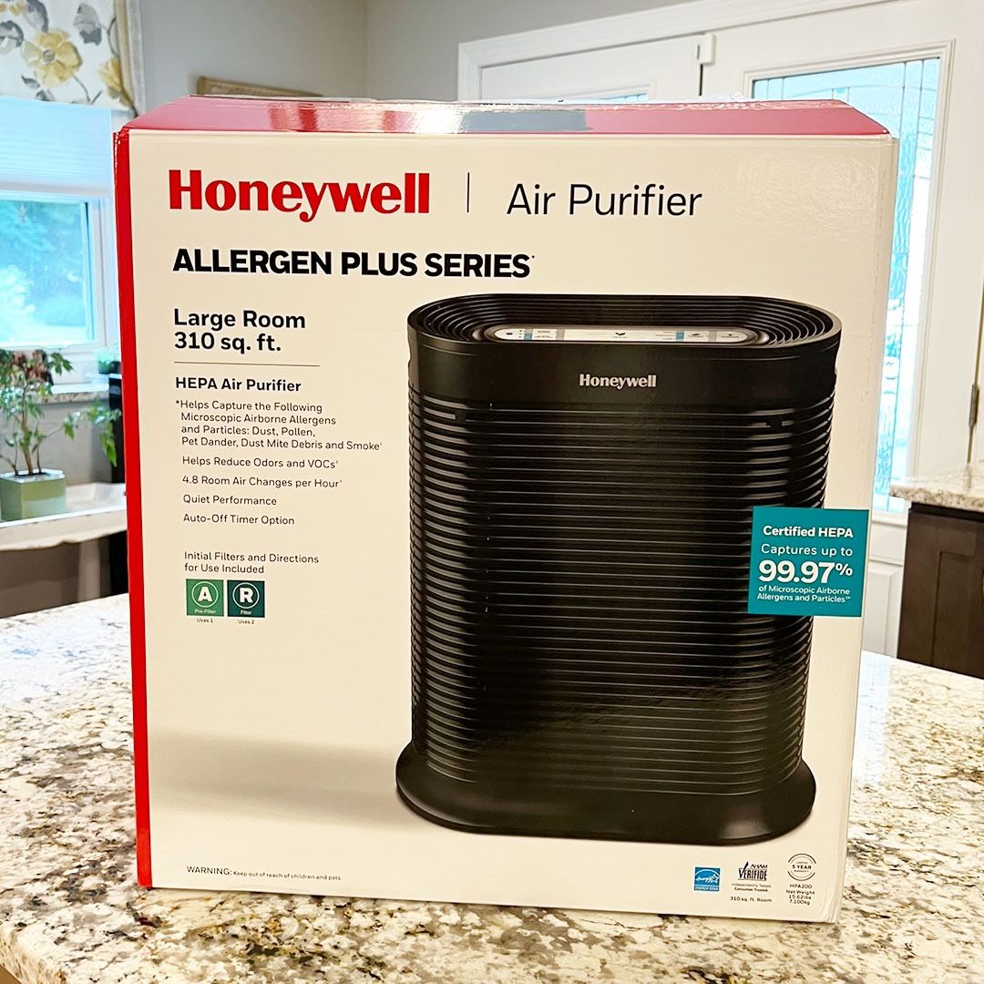 NEW Honeywell Air Purifier with Allergen Remover HPA200 For Large Room 310 sq.ft
