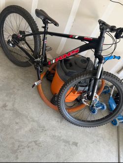KHS Syntaury 500+ Mountain Bike