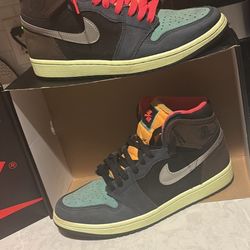 Jordan 1 Bio Hawks 