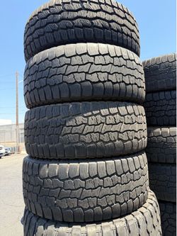 Vendo 285/55/R20 las 4 llantas open ranguer por $200