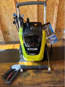 Brand new 2100 PSI 1.2 GPM Cold Water Corded Electric Pressure Washer with Foamer