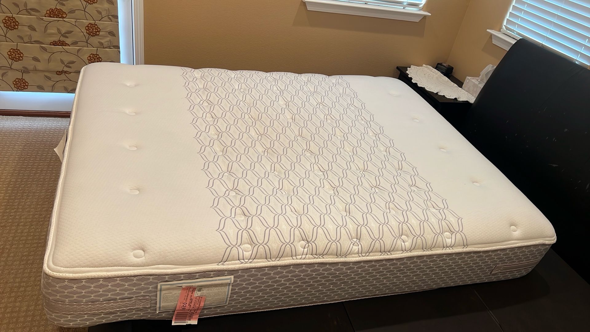 Queen Size Mattress In Excellent Condition