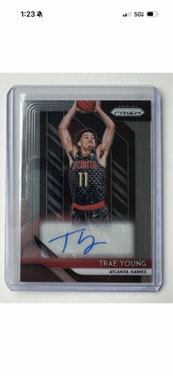 2018-19 Panini Prizm Trae Young Rookie Signatures Auto Autograph RC RS-TYG Hawks