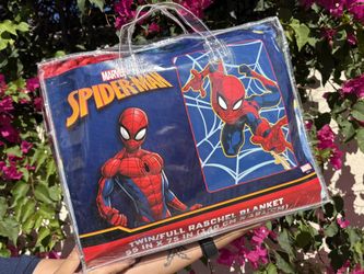 Spider-Man Cozy Blanket