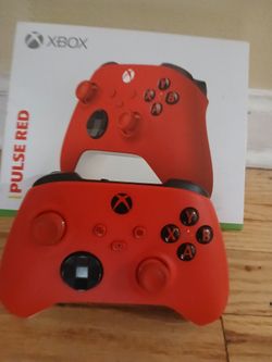 Pulse red Xbox series controller