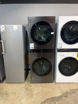 LG WASHER & GAS DRYER BLACK STEEL LAUNDRY TOWER STACKABLE 🔥