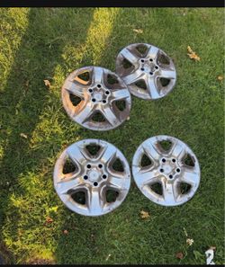 Toyota RAV4 Wheel Covers / Hubcaps - Set of 4-2010