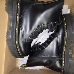 Jadon DR Martens