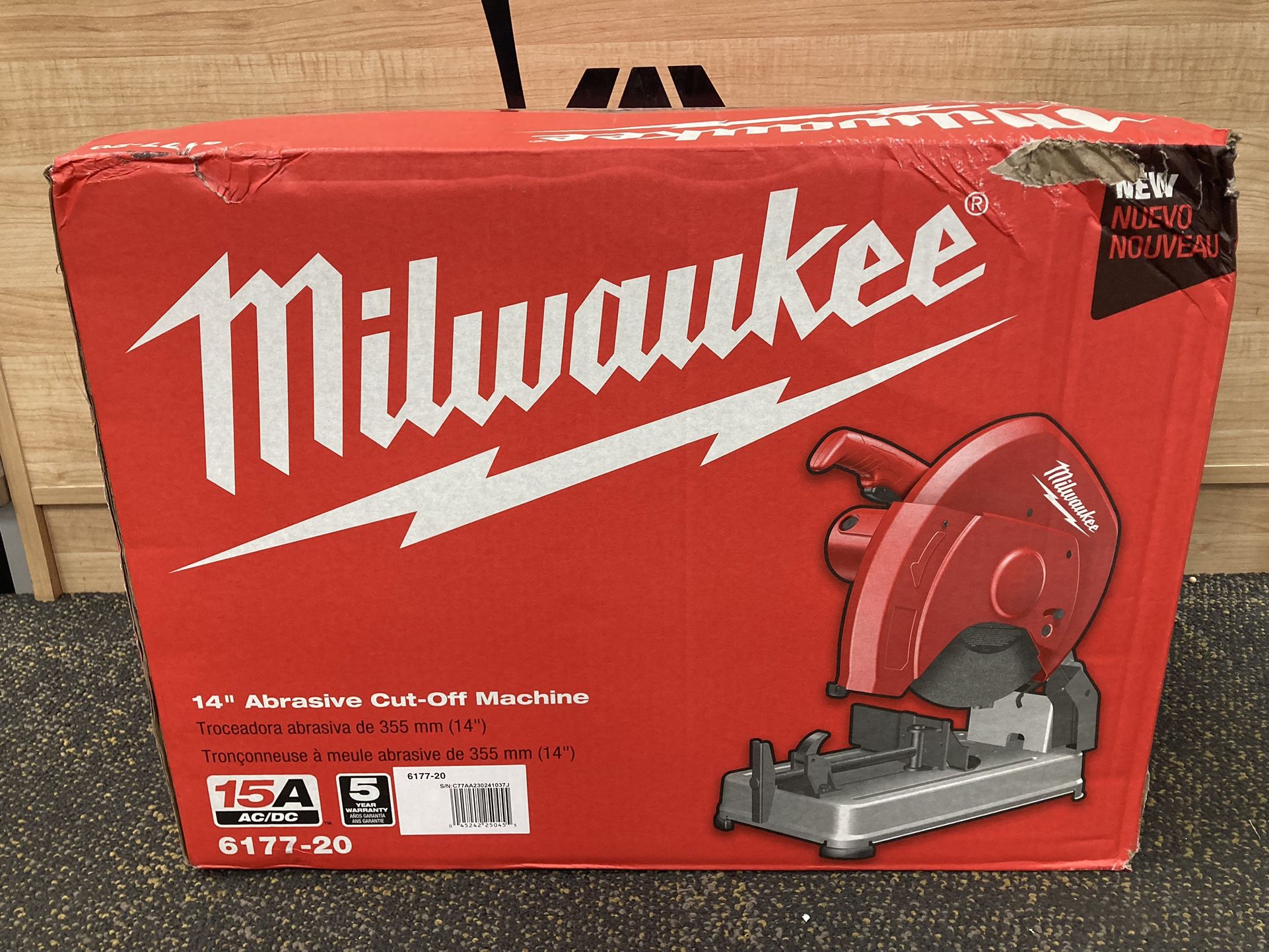 NEW MILWAUKEE 14" 15 Amp Abrasive Cut-Off Machine. Model: 6177-20