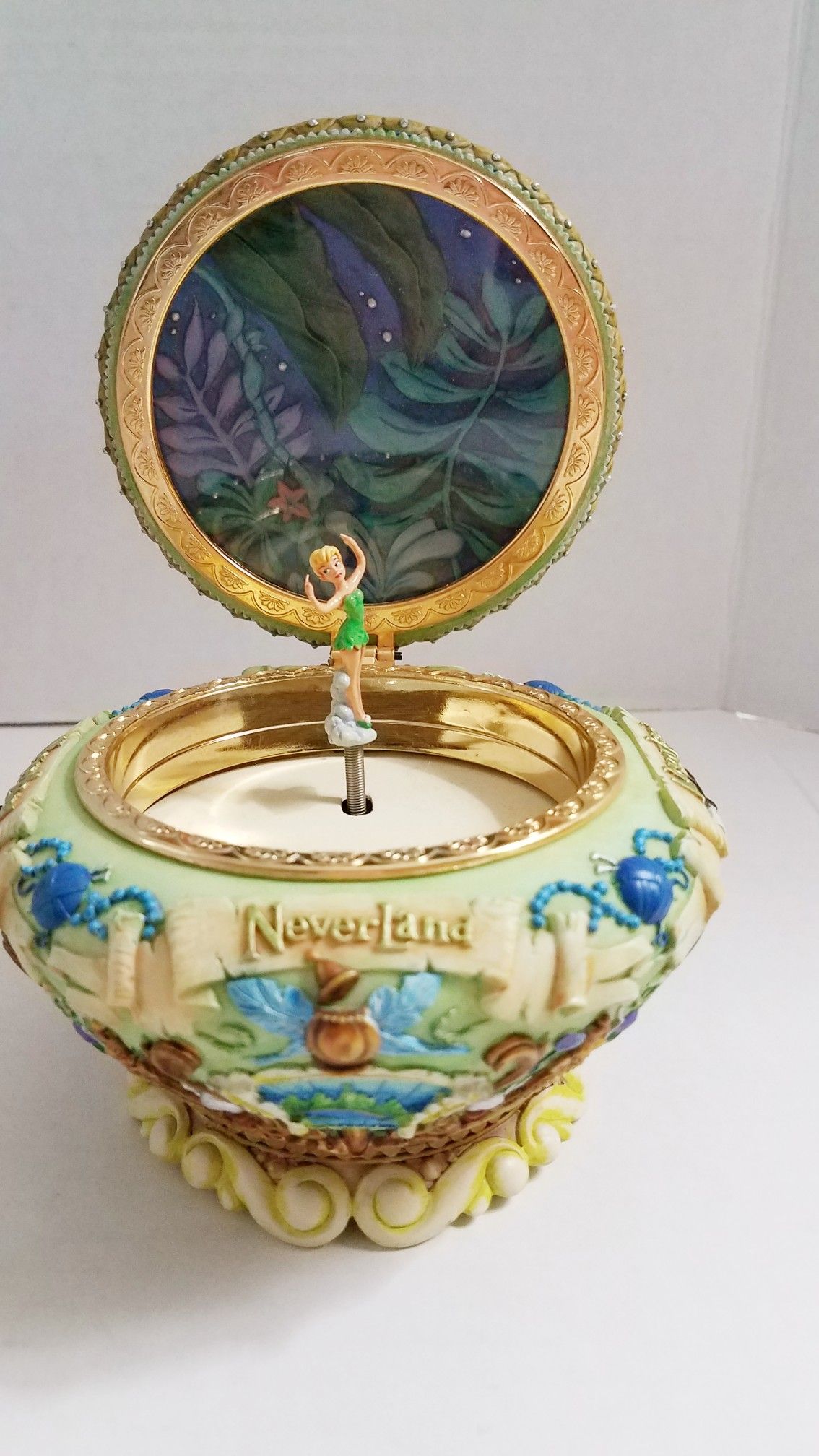 Rare Disney/ Tinkerbell Neverland music box