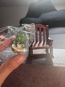Froggy Desk Toy ( NEW)
