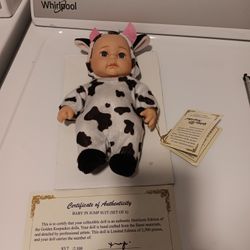 Collectible GOLDEN KEEPSAKES  Doll!