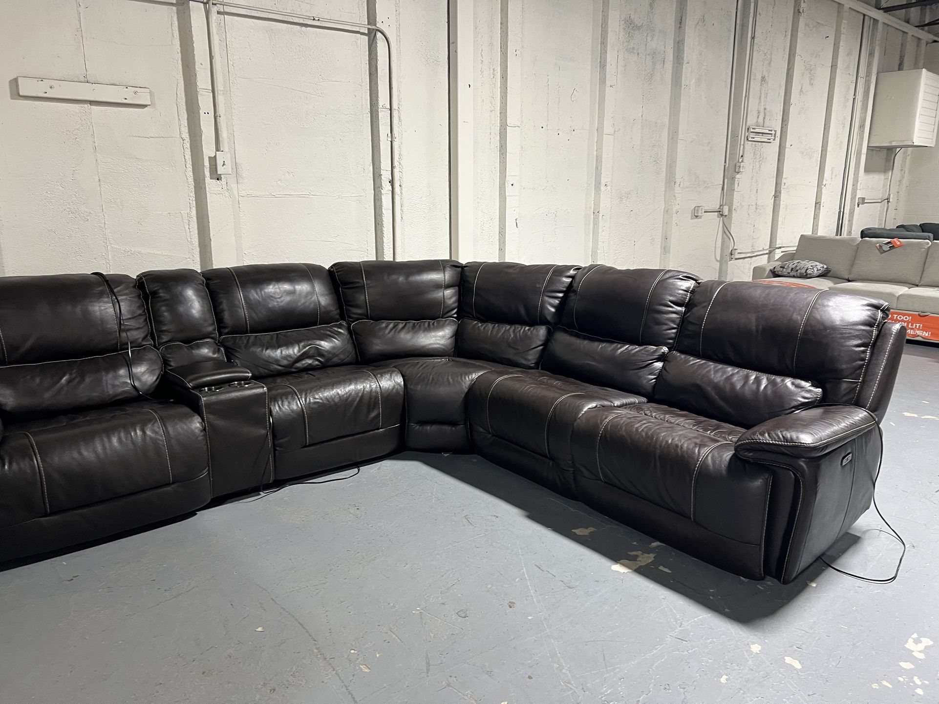 Lauretta 6-piece Leather Power Reclining Sectional with Power Headrests