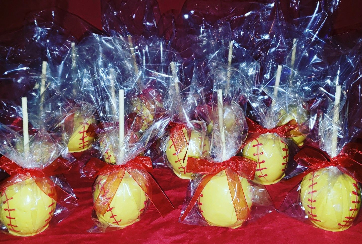 Softball candy apples