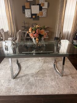 Dinning table