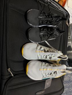 Vitike Knit Slip-On Lightweight Trainer and Vitike Mesh Running Sneakers.