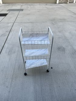 Used Trolly Shelve For Sale