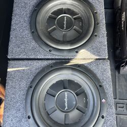2 Rockford Fosgate 10” Subs