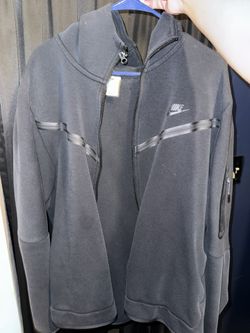 Nike Jacket/ Sweatshirt